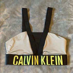 CALVIN KLEIN BRA/ SPORTS BRA